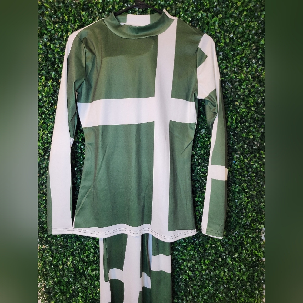 Green and White Long Sleeve Set